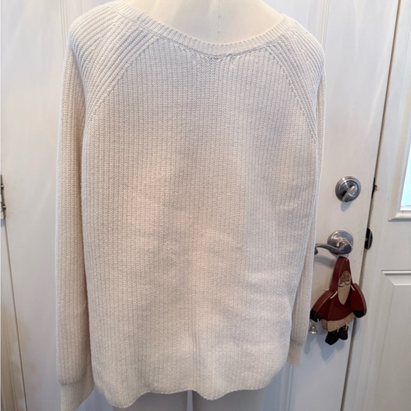 Women's Cream Sweater banana republic size large - Picture 4 of 4